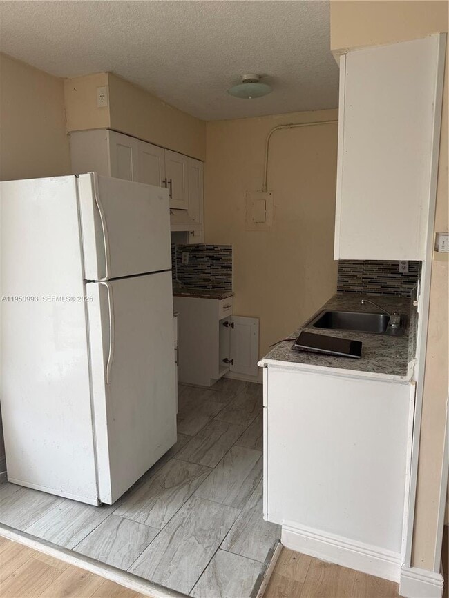 Photo - 7640 Kimberly Blvd Unit 2i