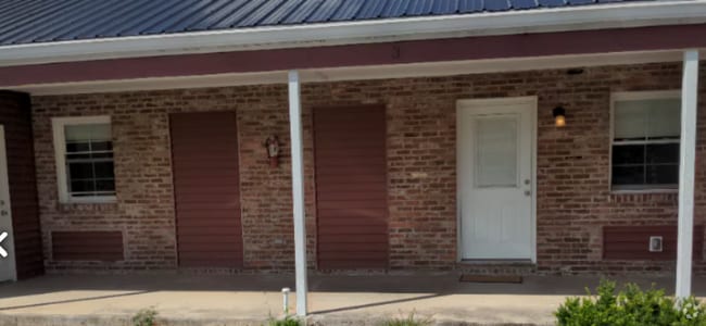 Building Photo - 1421 N Main St Rental