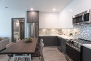 2BR, 2BA-925 SF