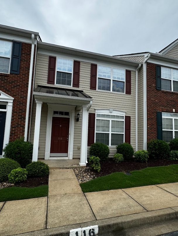 Photo - Modern Living Meets Southern Charm – Spaci...