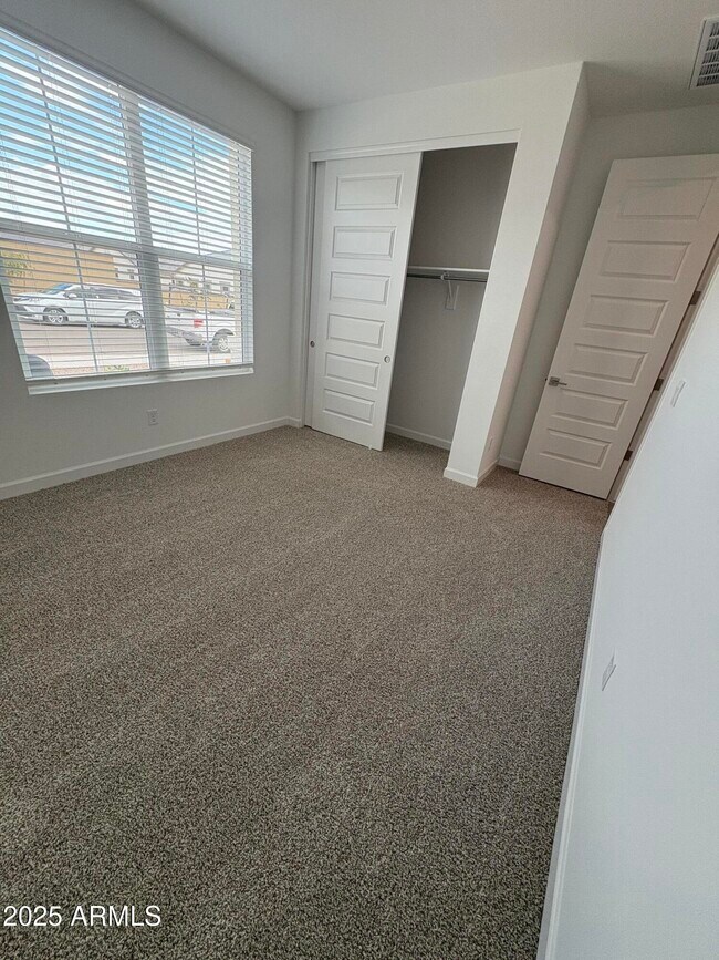 Photo - 10018 N 177th Ave