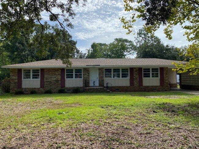 Photo - Brick Ranch Home in Pine Valley
