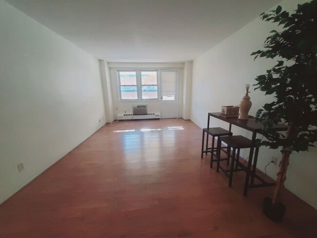 Photo - 444 Bedford St Unidad B