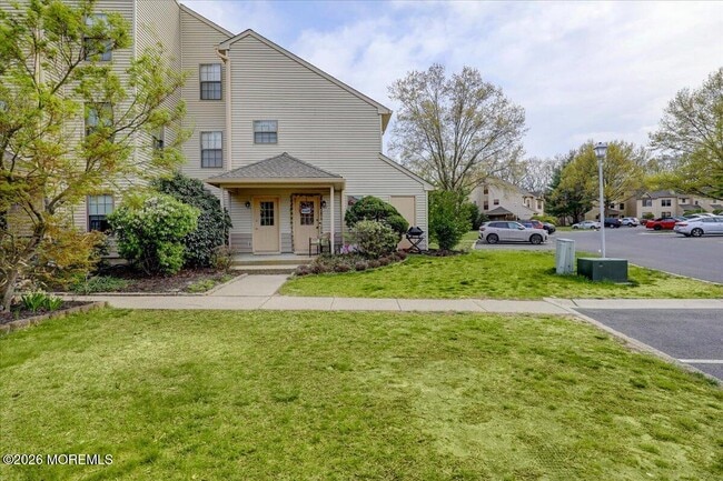 Photo - 306 Larkspur Ln