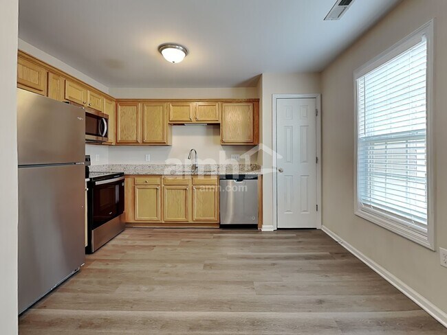 Photo - 47 Wolf Creek Ln