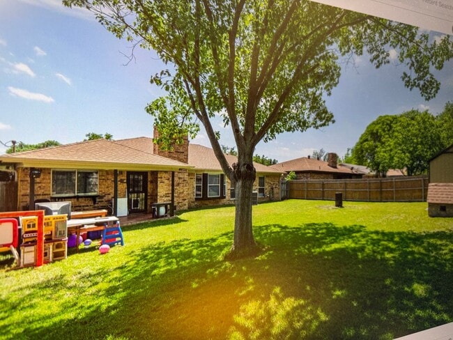 Photo - Wedgewood Addition 3 bed 2 bath 2 car garage