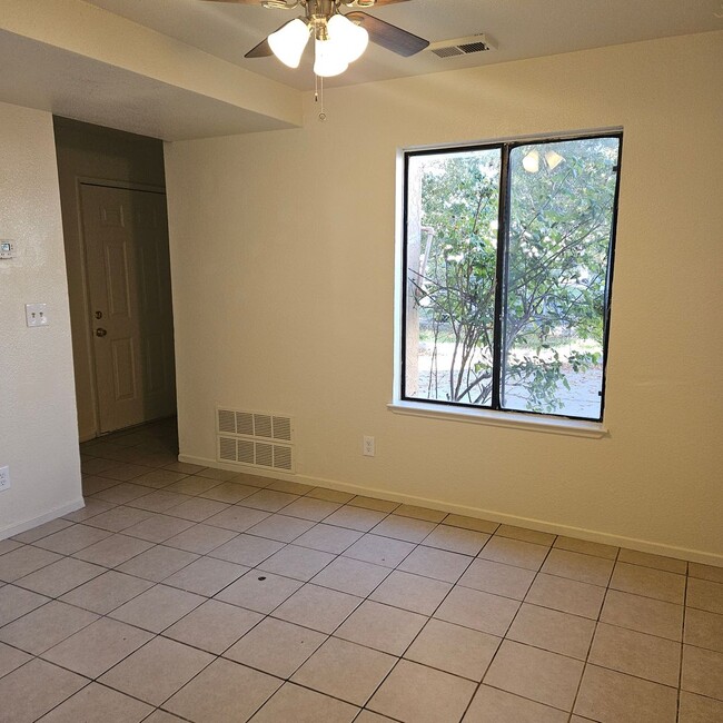 Photo - 1509 Lynne Renee Ct Unit 2