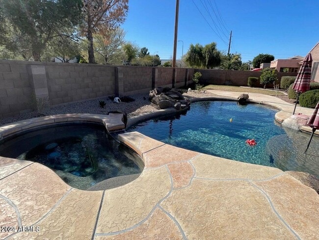 Photo - 2421 W Marlin Dr