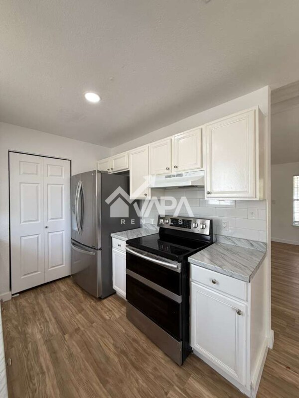 Photo - 5526 Green Grove Dr