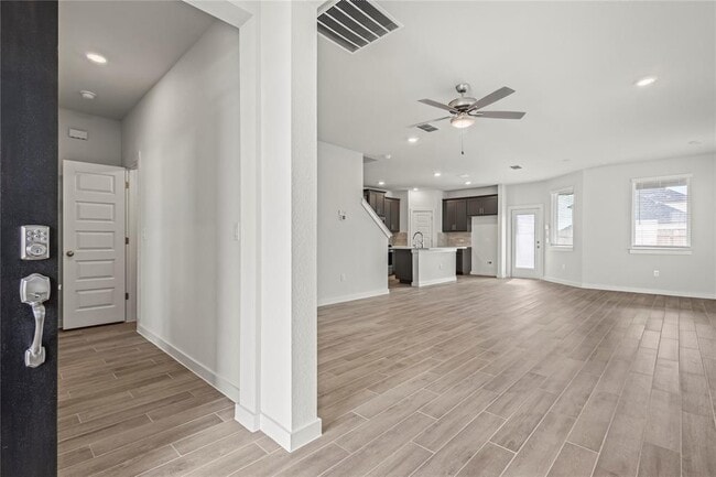 Photo - 187 Everglades Dr