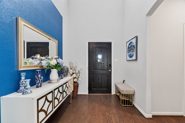 Photo - 2314 Trocadero Ln