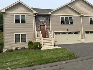 Building Photo - 717 Northampton St