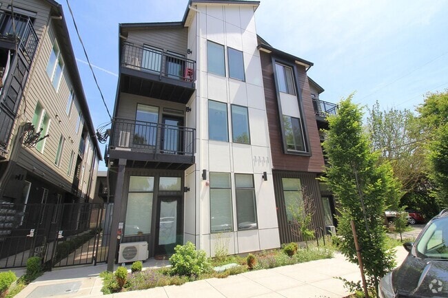 Building Photo - 1111 SE Tenino St Unit 1111 - 314 Rental