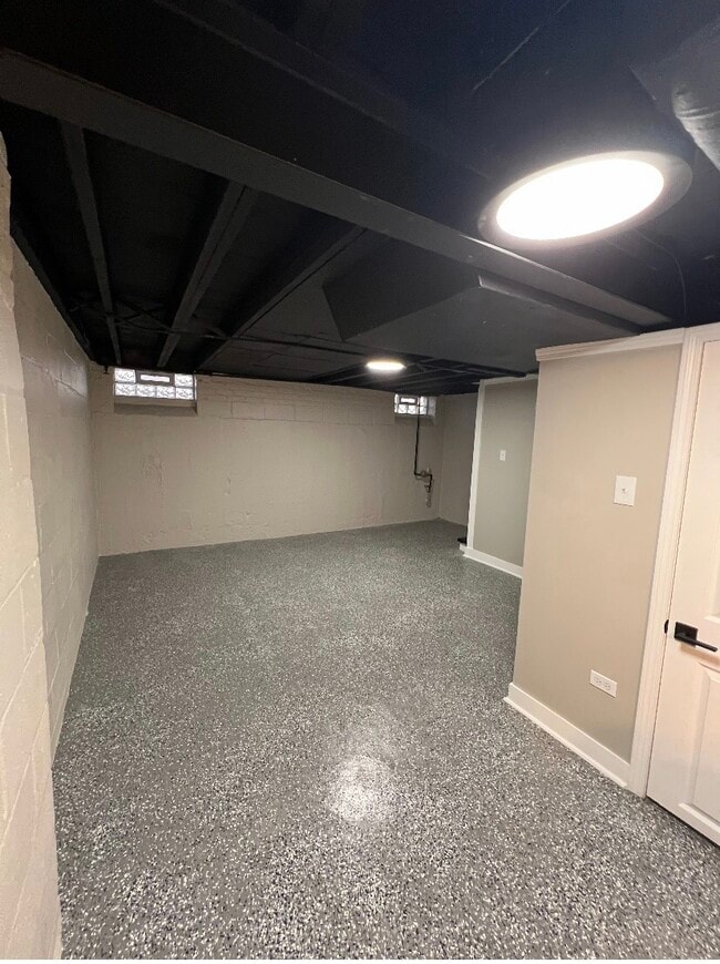 Photo - 2439 169th St