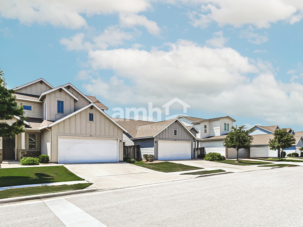 Photo - 6016 Gerard Dr