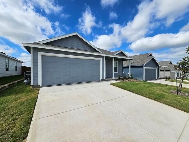 Photo - Ready for immediate move in!