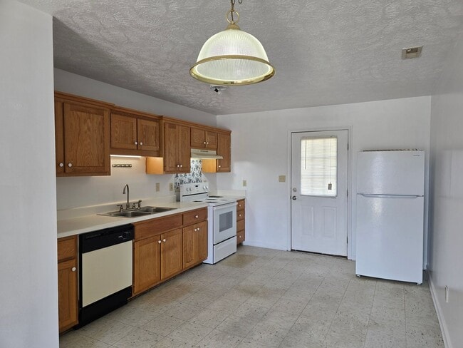 Photo - 190 Bahia Ln