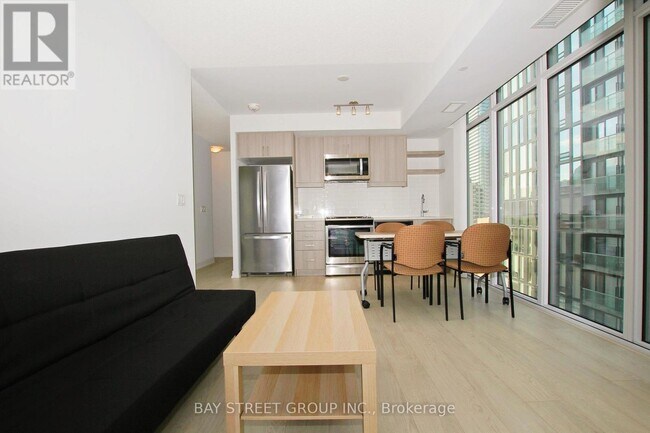 Photo - 50 Wellesley St E Unit 1002