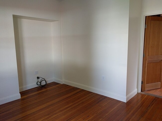 Photo - 4 Bedford St Unit B1