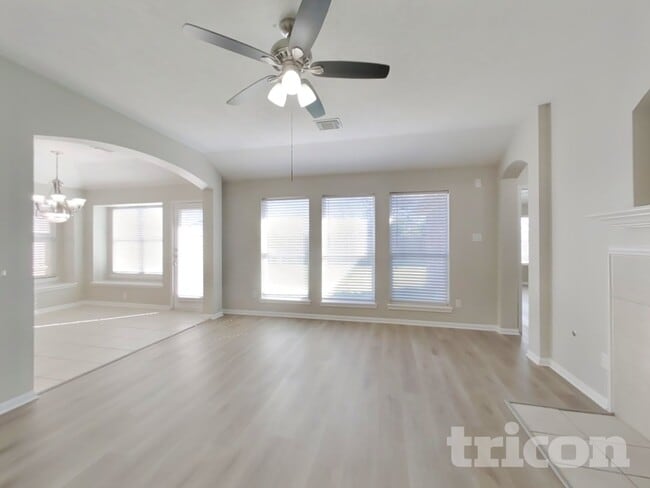 Photo - 3123 Spring Ranch Ln