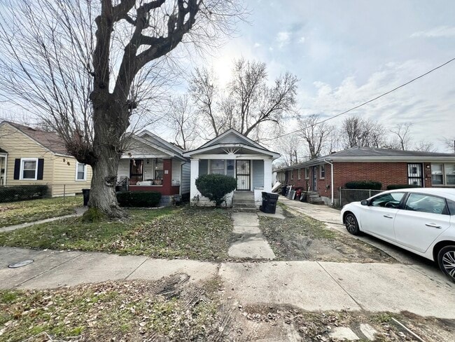 Photo - 3520 Herman St