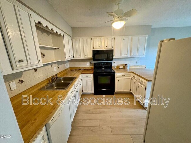Photo - 4609 Grinding Stone Dr Unidad D