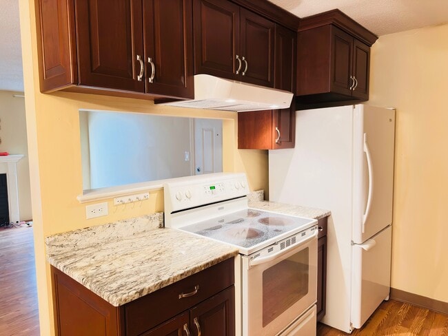 Photo - 32 Walden Dr Unit 13