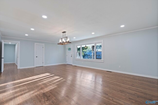 Photo - 3311 Beverly Dr SW