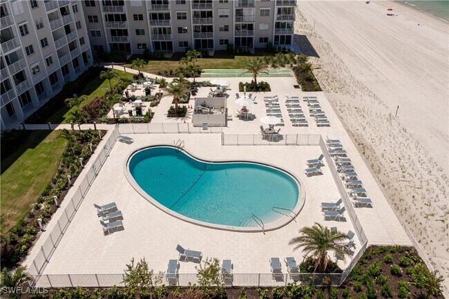 Photo - 3443 Gulf Shore Blvd N Unidad 802