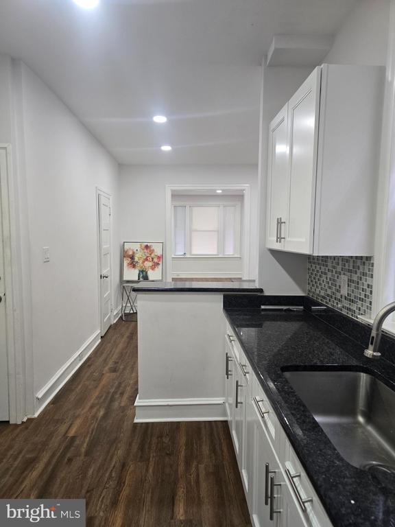 Photo - 724 W Wingohocking St