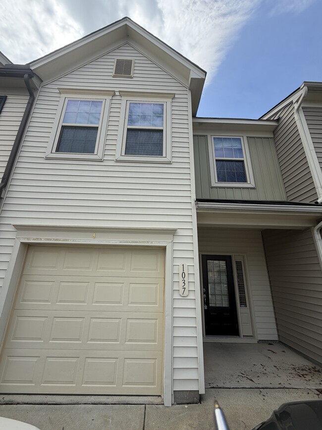 Photo - 1037 Grand Ridge Dr