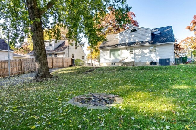 Photo - 33423 N Mill Rd