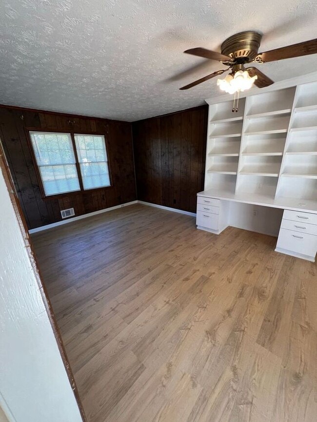 Photo - Charming 3 Bedroom, 2 Bath Split-Level Ran...