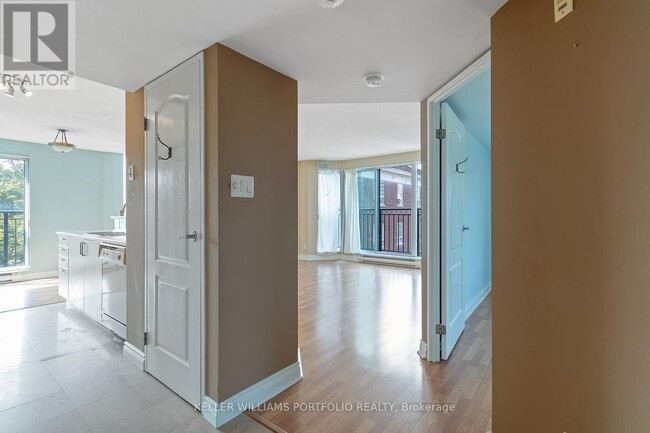 Photo - 97 Lawton Blvd Unité 604