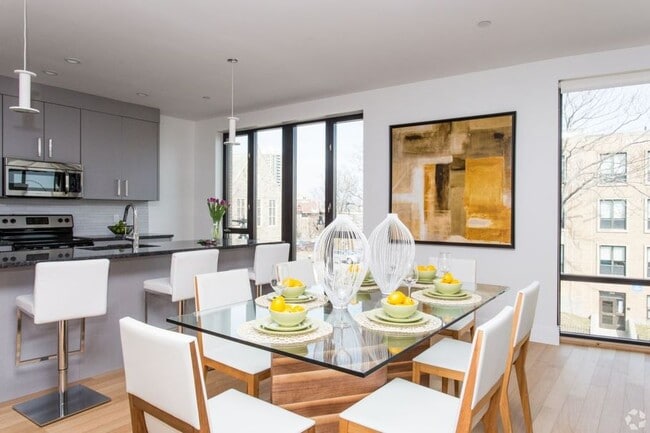 Photo - 1451 Tremont St