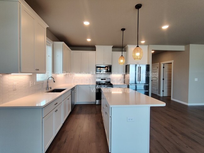 Photo - 8304 Gardner St