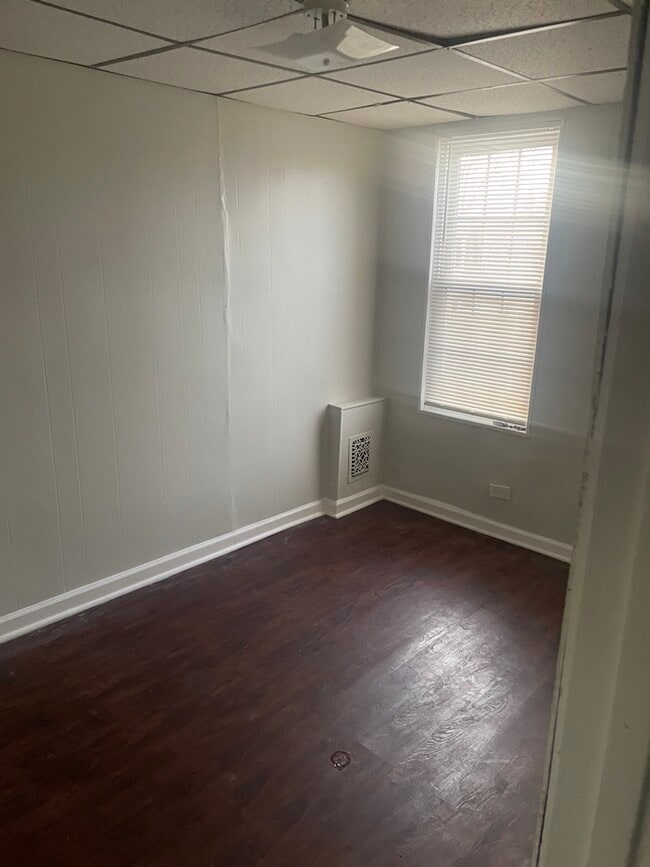 Photo - 7152 Hegerman St