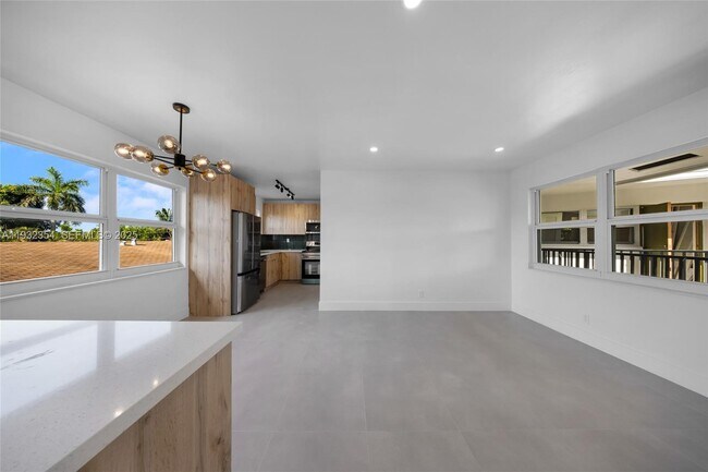 Photo - 5195 NE 18th Ave Unit 1