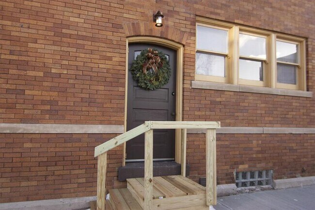 Photo - 235 Buckeye St Unit 3