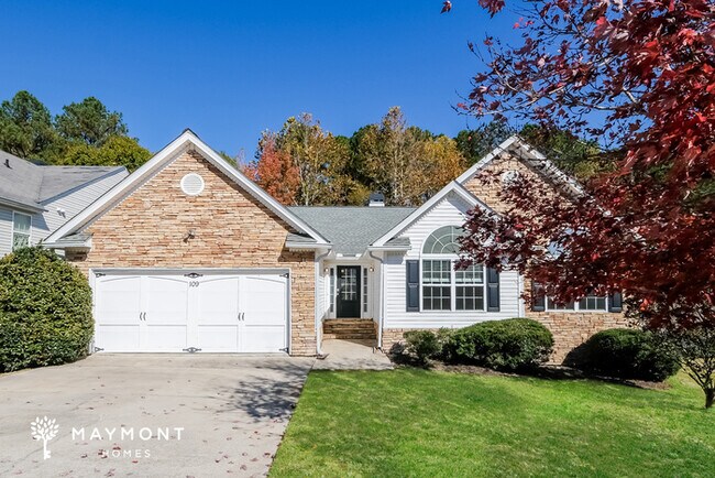 Building Photo - 109 E Skyline View