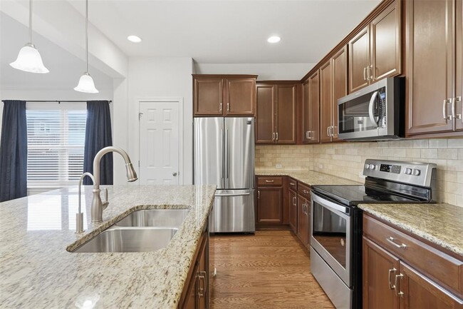 Photo - 13401 Henneman Dr