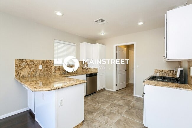 Photo - 3 Bedroom Pet-Friendly Home in Henderson, NV with Main Street Renewal