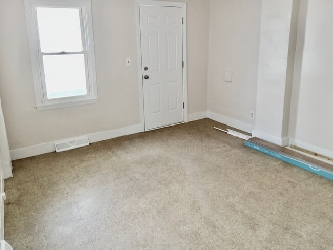 Photo - 181 Vine St Unit 4 Mt. Zion