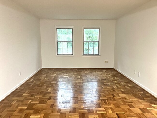 Photo - 6701 W Wakefield Dr