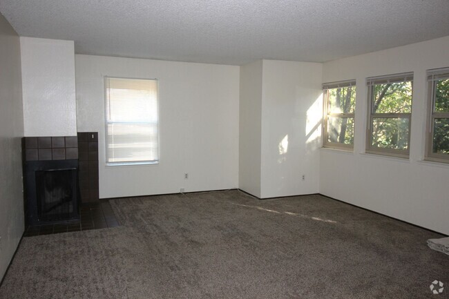 Building Photo - 2 Bedroom for Rent Rental