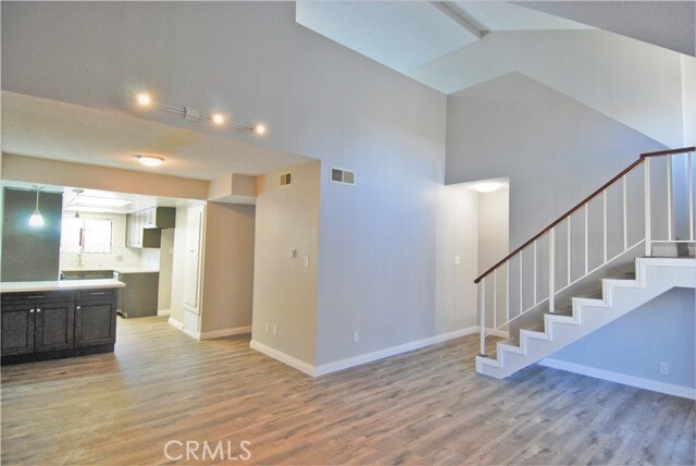 Building Photo - 746 N Eucalyptus Ave Unit 16
