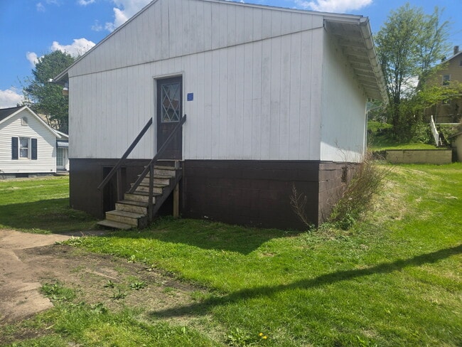 Photo - 29 W Miller St