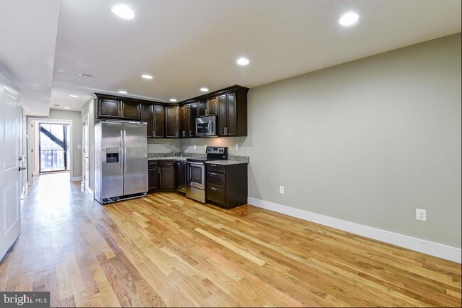 Photo - 2031 Benning Rd NE Unit B