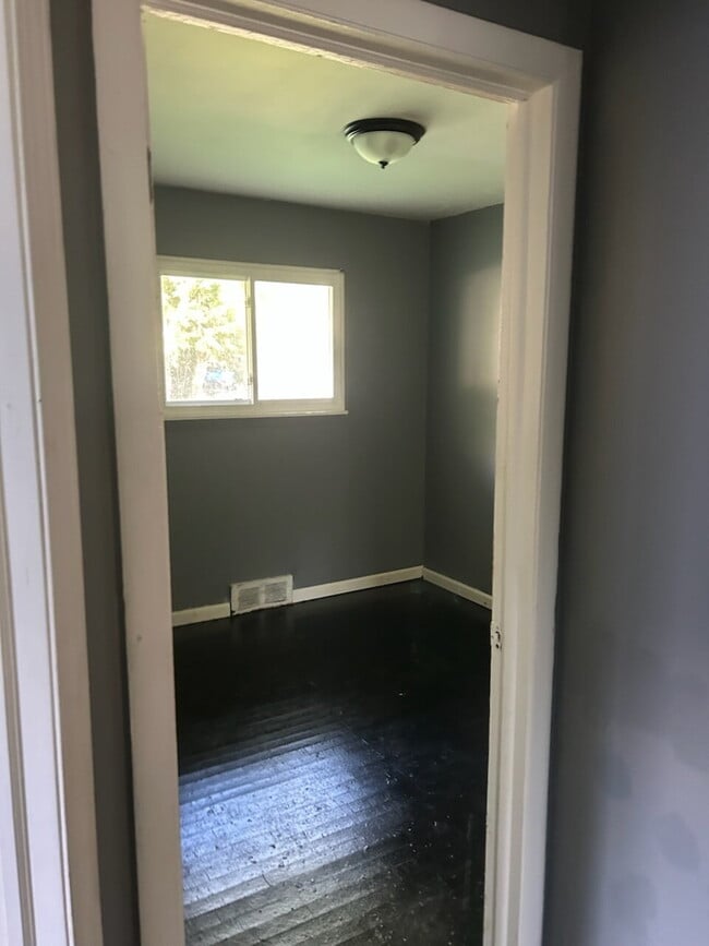 Photo - 3-Bed Oasis with Spacious Comfort at 6137 ...