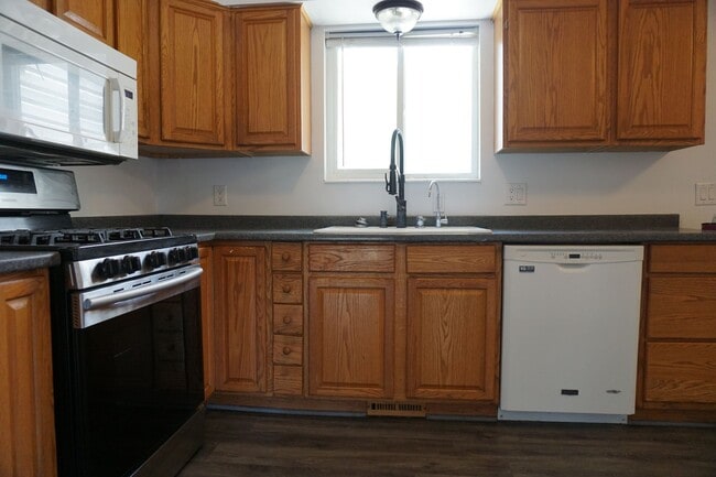Photo - 4 Bedroom 2 Bath West Jordan Home